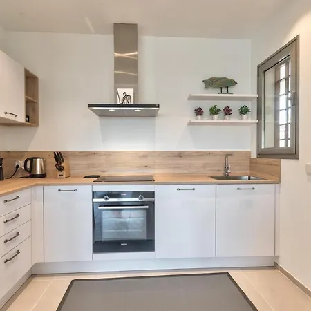 בית נופש Jardines - Tisaya 21 Pool View 1b *